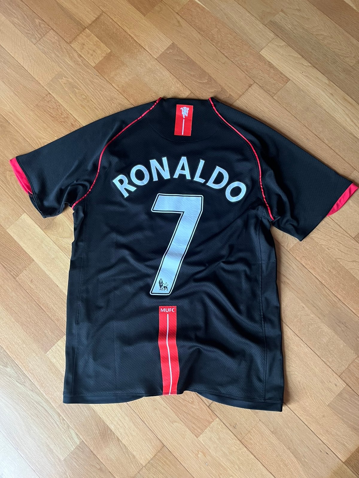 Maillot Ronaldo pour Manchester United 2007/08 à l'extérieur, Enlèvement ou Envoi, Comme neuf, Taille 48/50 (M), Multicolore