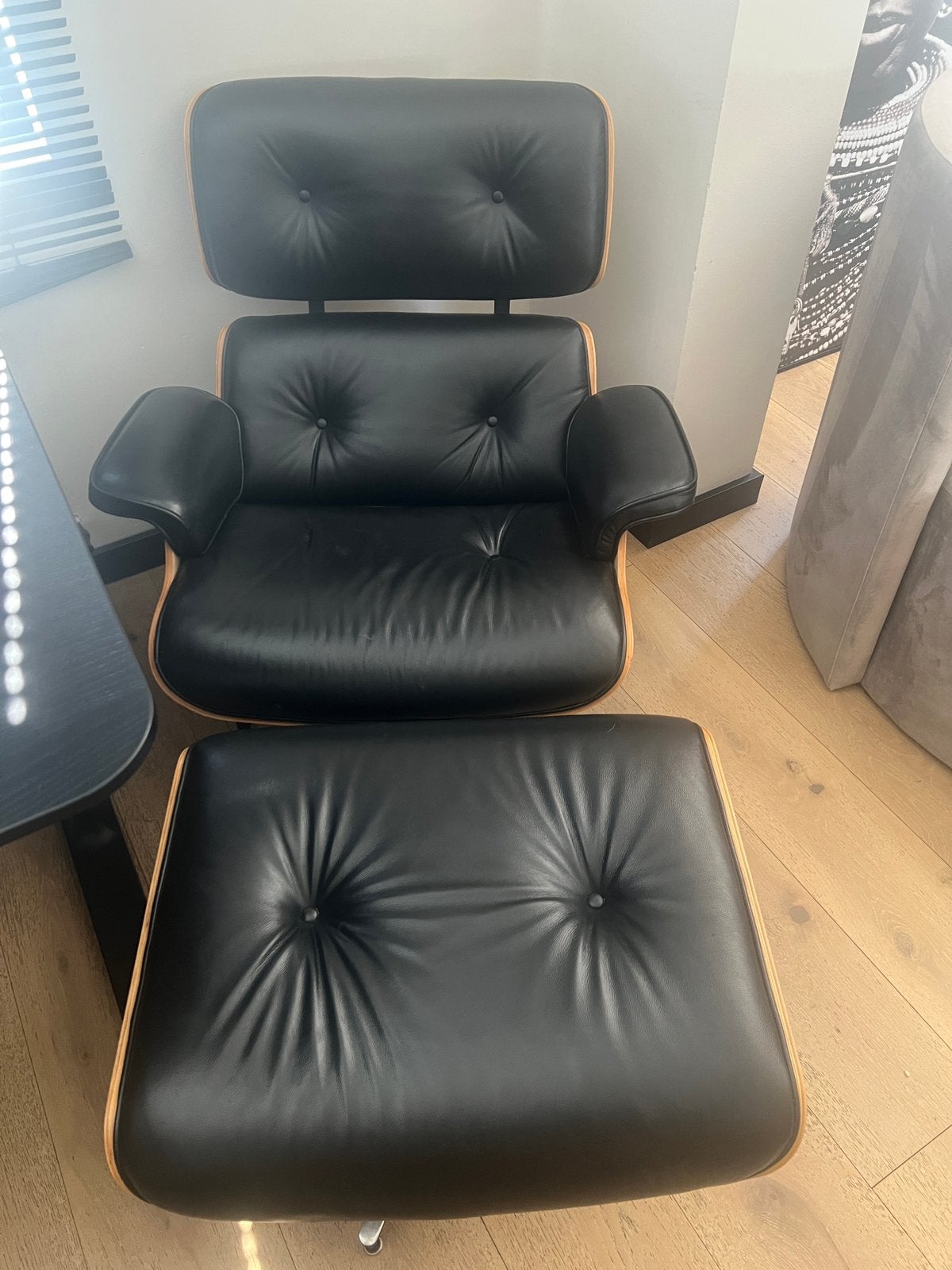 Prachtige Eames Lounge heel goede replica, Maison & Meubles, Canapés | Sofas & Chaises Longues, Cuir, Enlèvement