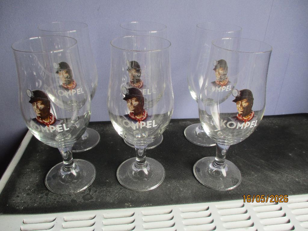 Set Kompel bierglazen (6 stuks), Ophalen, Zo goed als nieuw, Glas of Glazen, Overige merken