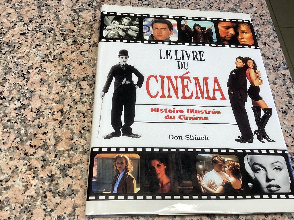 Le livre du CINEMA. Don Shiach. Histoire illustree du, Enlèvement ou Envoi, Comme neuf, Spécifique au film