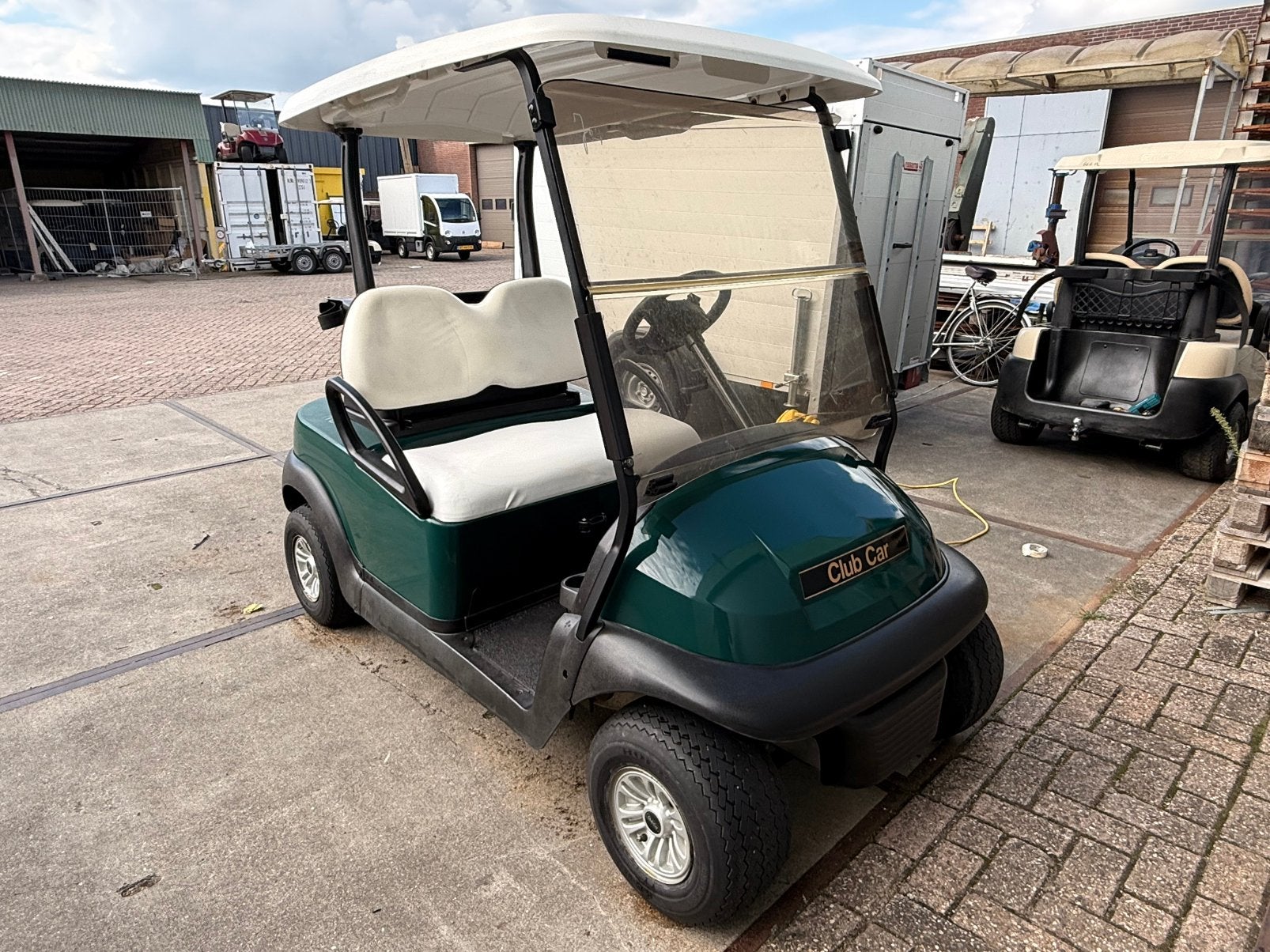 GOLFKAR GOLFCART CLUBCAR PRECEDENT 2018 MET TREKHAAK, Sports & Fitness, Enlèvement ou Envoi, Voiturette de golf