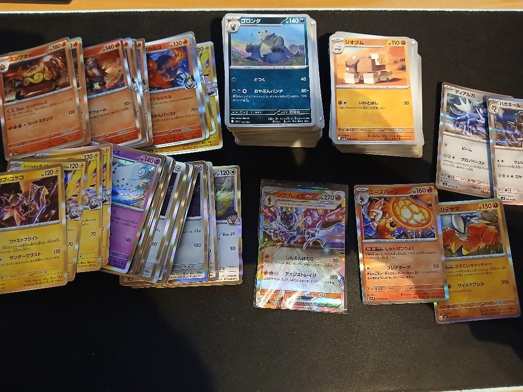 lot 190 Pokémon kaarten ( Japans), Hobby en Vrije tijd, Ophalen, Zo goed als nieuw, Meerdere kaarten