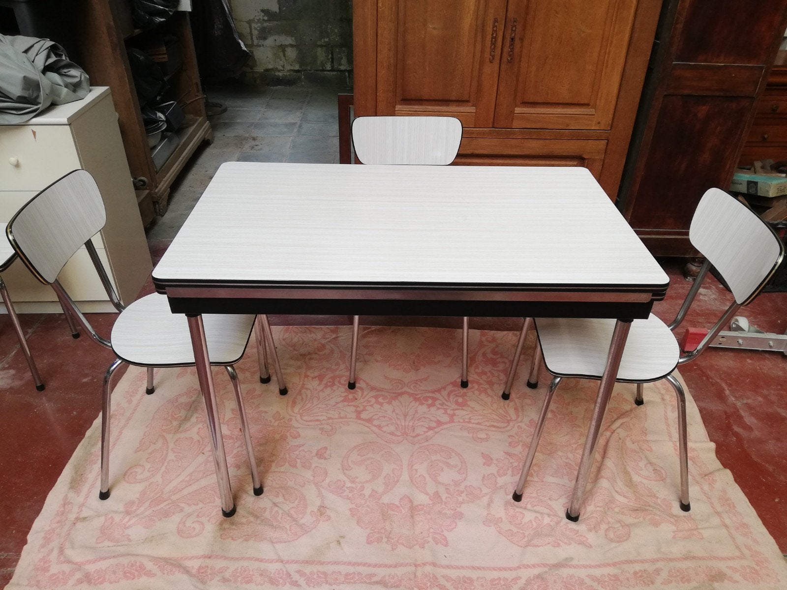 tafel + stoelen, Ophalen, Overige materialen, Vintage, Zo goed als nieuw