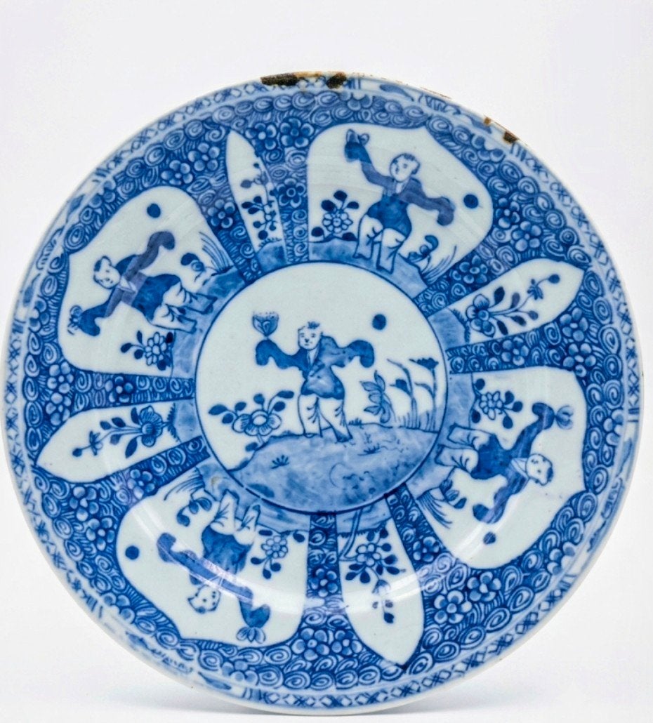 Oud Chinees wit blauw porseleinen bord, Ophalen of Verzenden