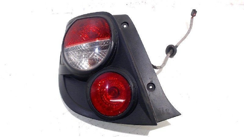 Achterlicht links buiten Chevrolet Aveo, Onderdelen@venauto.nl, Van der Ven Autorecycling B.V., Ettenseweg 76, 4706 PB Roosendaal, The Netherlands