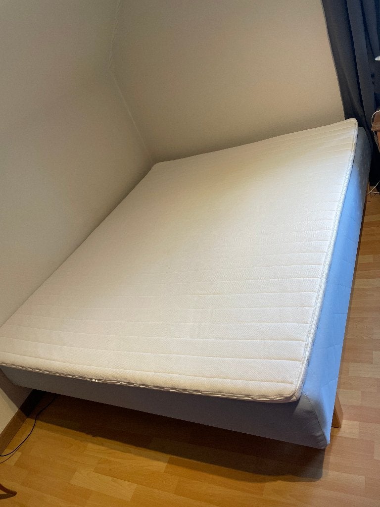bed boxspring plus dekmatras, Maison & Meubles, Enlèvement, Utilisé, Sommier, 200 cm