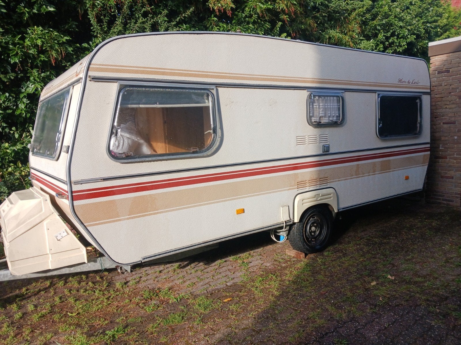Caravane Wilk de luxe 535 en bon état sans documents, Caravanes & Camping, Particulier, Wilk