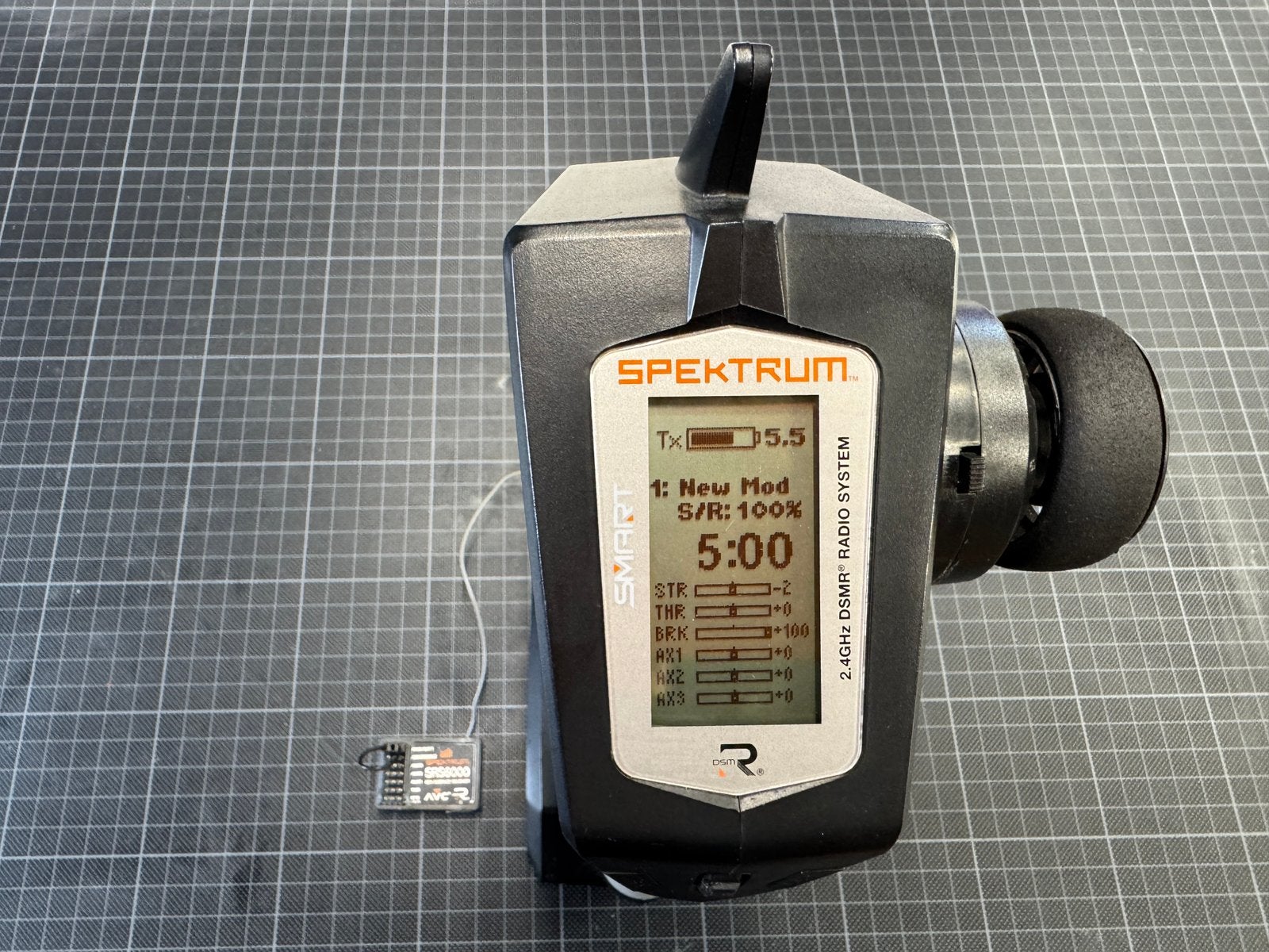 SPEKTRUM DX5 + AVC RÉCEPTEUR 6 CANAUX, Enlèvement ou Envoi, Comme neuf
