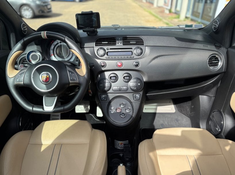 ABARTH 695 1.4 T 180Ch EDIZIONE MASERATI N19/49, Autos, Cuir, Achat, Cabriolet, Carnet d'entretien
