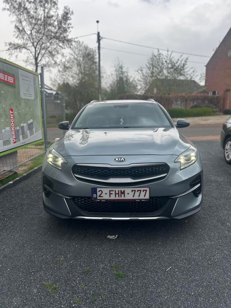 Kia xceed 1.4 T-Gdi automaat| panodak | camera| navi, Autos, Kia, Achat, Euro 6, Phares entièrement LED, Carnet d'entretien
