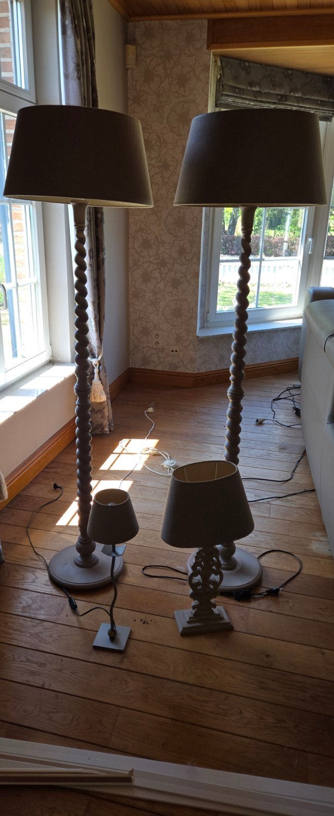 Sfeer lampen, Enlèvement