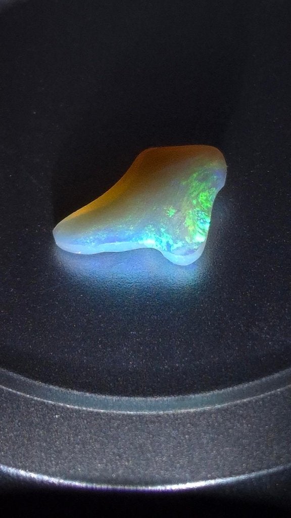 Natuurlijke Lightning Ridge Freeform Opaal – 1.18 ct, Verzamelen, Ophalen, Mineraal