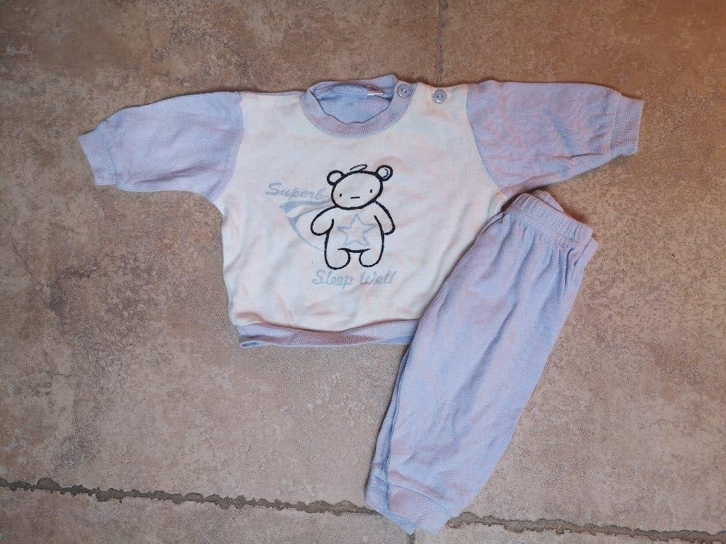 1 euro koopjes ! pyjama mt 62, Enfants & Bébés, Vêtements de bébé | Taille 62, Enlèvement ou Envoi, Utilisé, Garçon ou Fille, Vêtements de nuit ou Sous-vêtements
