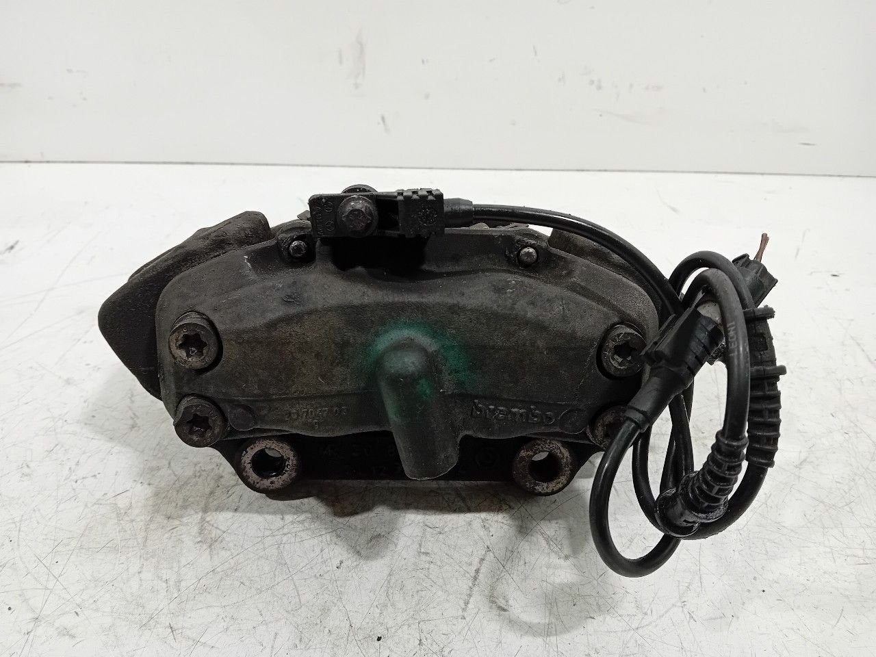 Remklauw links voor Mercedes-Benz E-Klasse, Onderdelen@venauto.nl, Van der Ven Autorecycling B.V., Ettenseweg 76, 4706 PB Roosendaal, The Netherlands