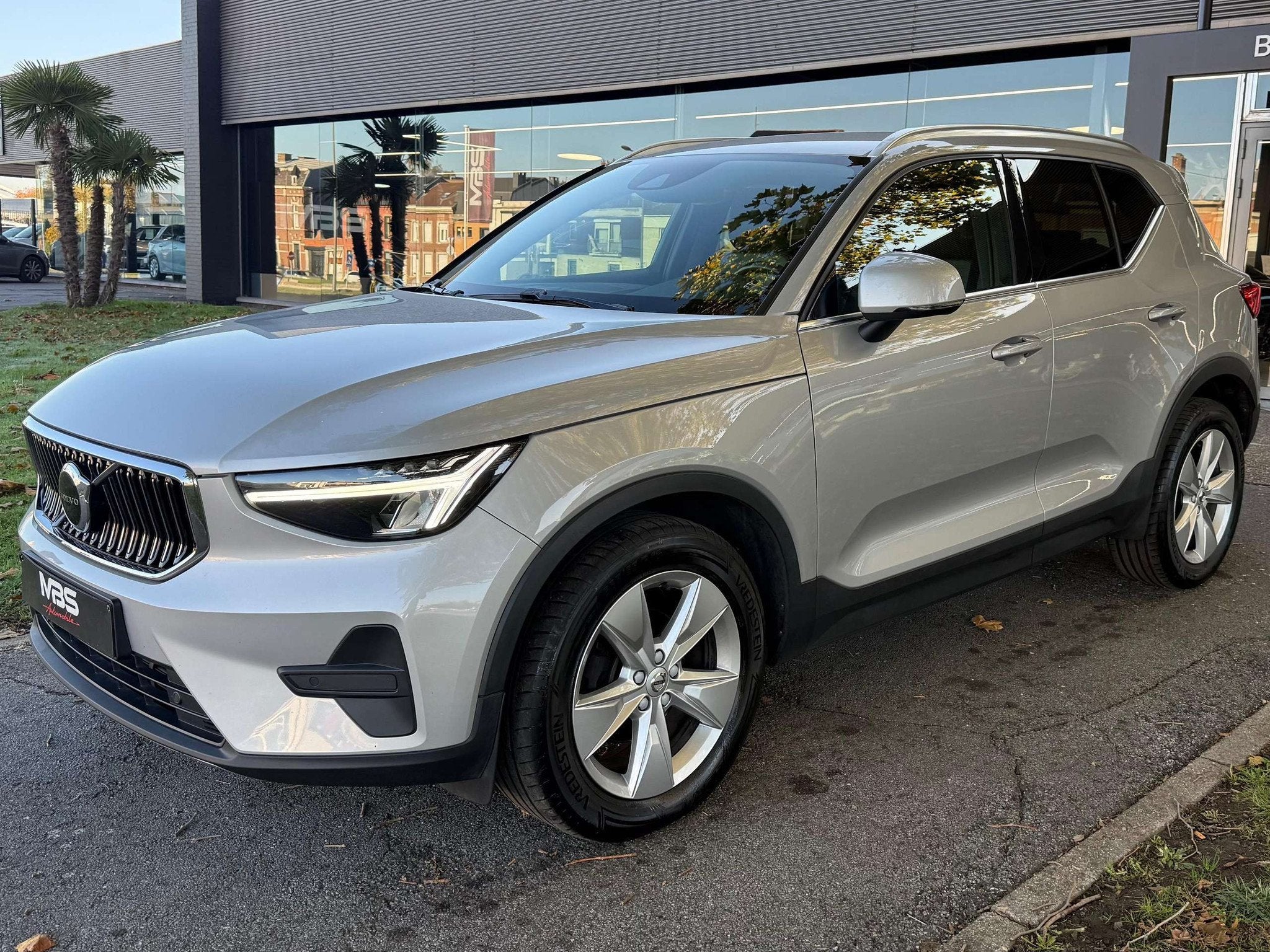 Volvo XC40 *1.5* T2* NAVI* *1 PROP* *HARMAN KARDON* AUTO* GA, Autos, Achat, Euro 6, Entreprise, Noir