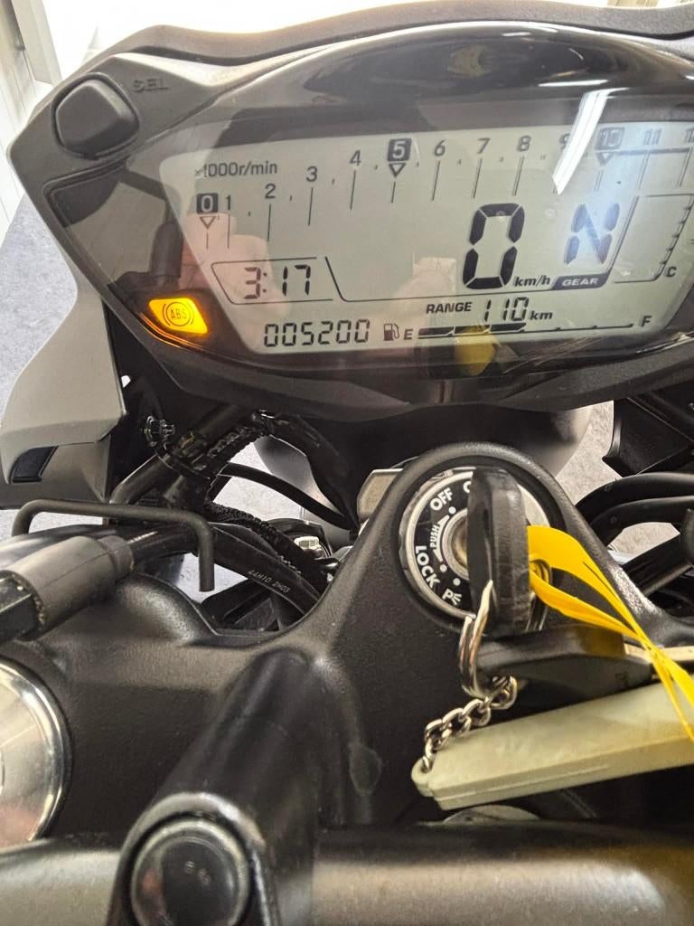 Suzuki sv 650, Entreprise, 650 cm³, 12 à 35 kW, Autre