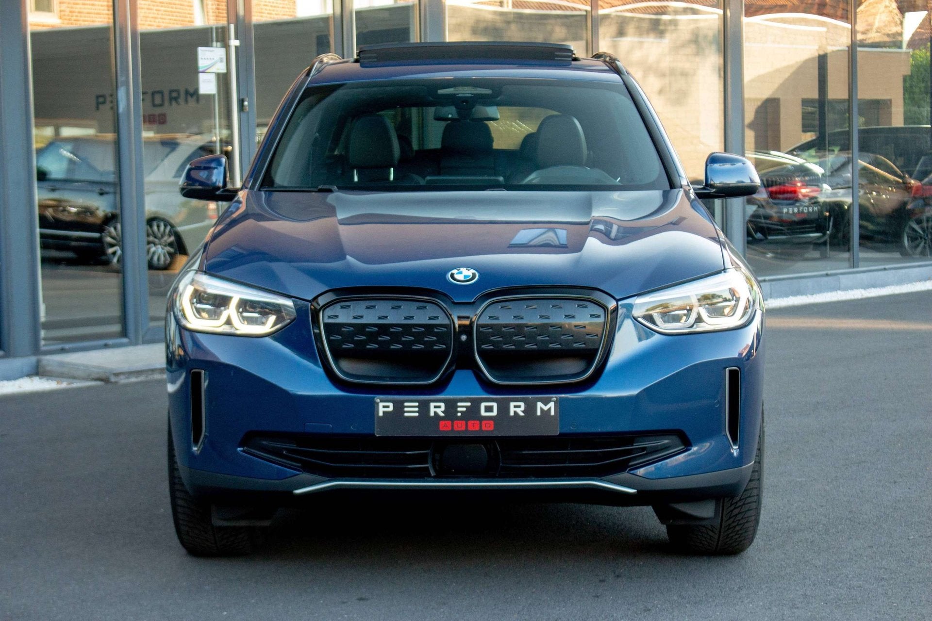 BMW iX3 iX3 74 kWh iX3 *MEMORY*HEAD-UP*PANO*360CAM*, Automaat, Gebruikt, 5 deurs, IX3
