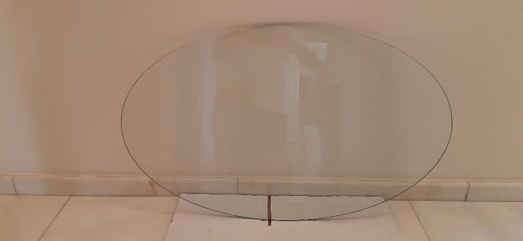 Verre ovale, Enlèvement, Comme neuf