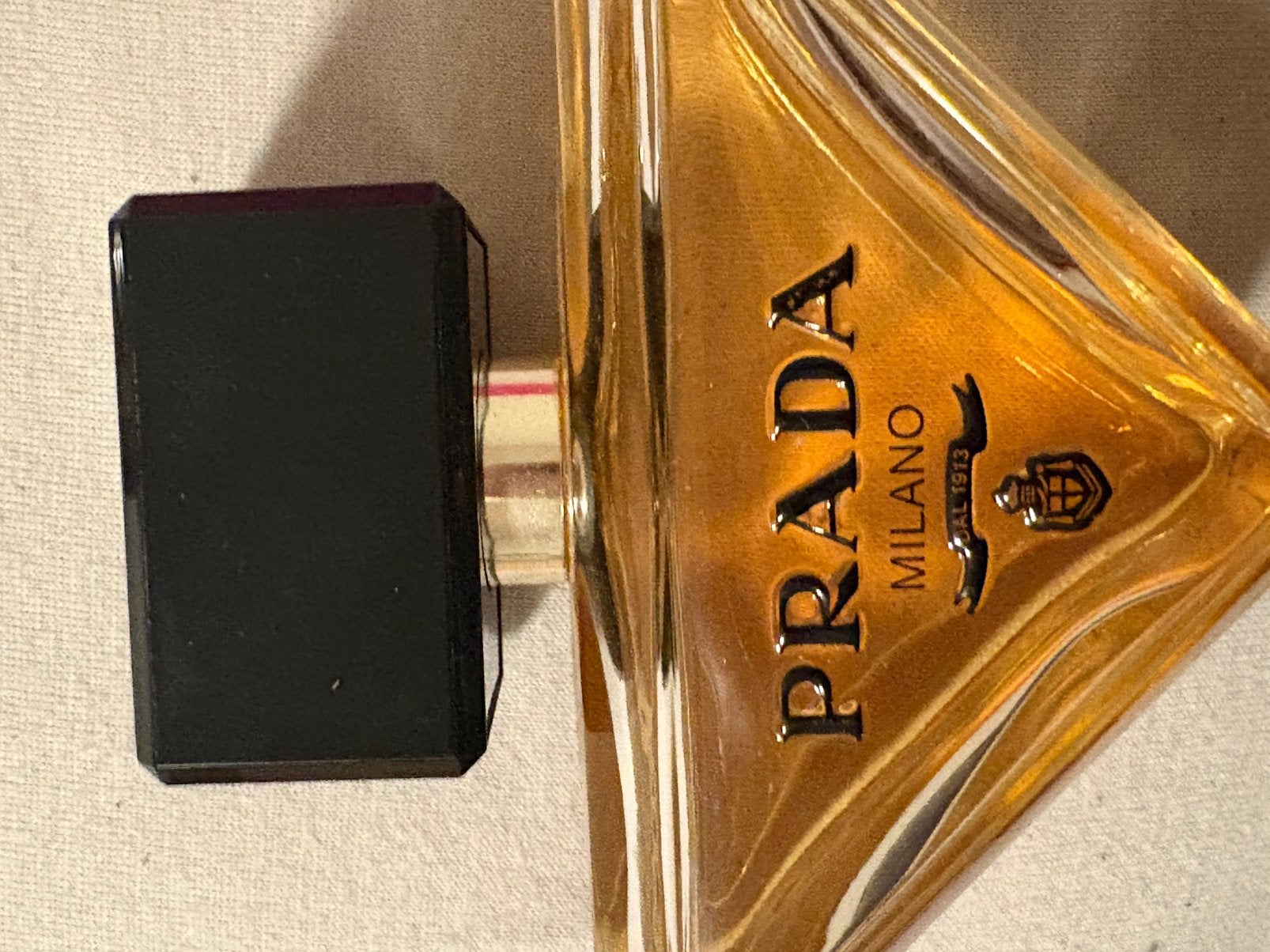 Prada paradoxe en la vie est belle parfum, Verzamelen, Ophalen of Verzenden, Zo goed als nieuw
