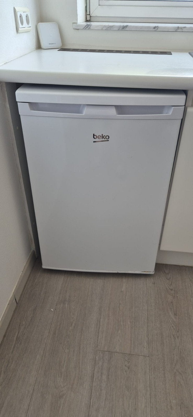 Beko koelkast, Elektronische apparatuur, 85 tot 120 cm, Nieuw, Ophalen of Verzenden, Energieklasse A of zuiniger