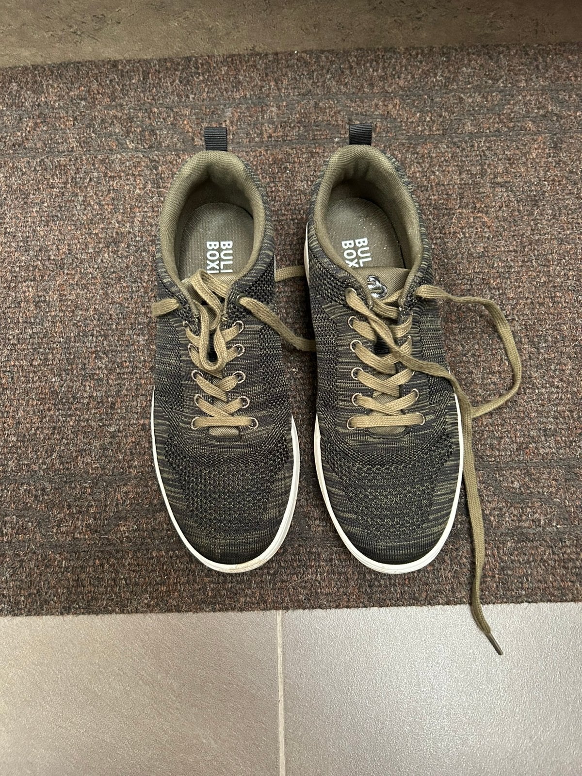 Sneakers, Ophalen, Zo goed als nieuw, Sneakers