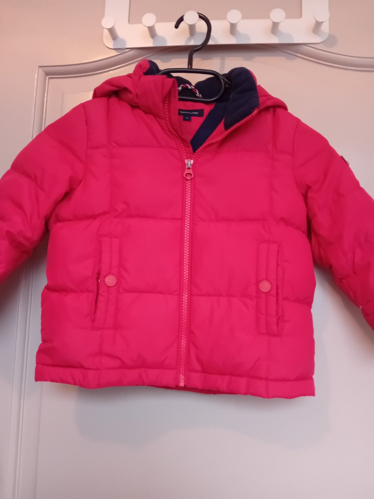 mooie jas maat 92 merk Tommy Hilfiger, Kinderen en Baby's, Ophalen of Verzenden, Jas