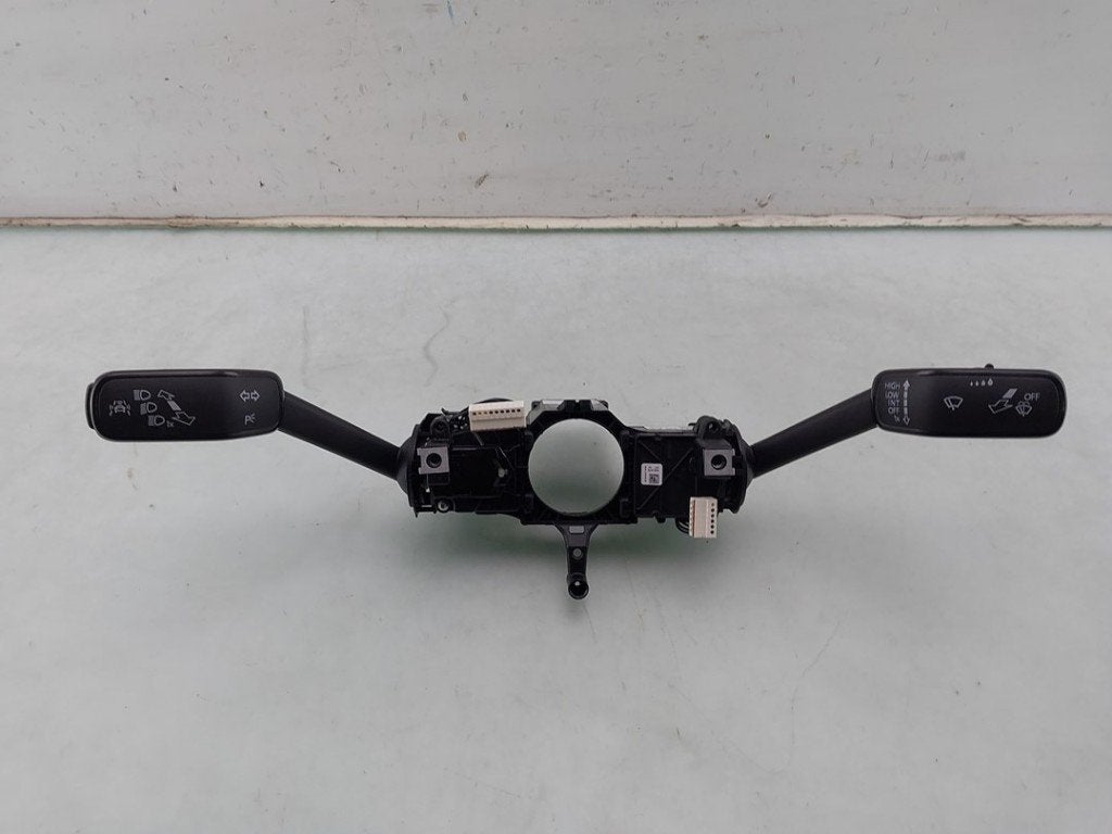 COMBINE COMMODO Volkswagen Passat (3G2) (01-2014/03-2024), Volkswagen, Volkswagen AG, Utilisé, Kundenbetreuung@volkswagen.de