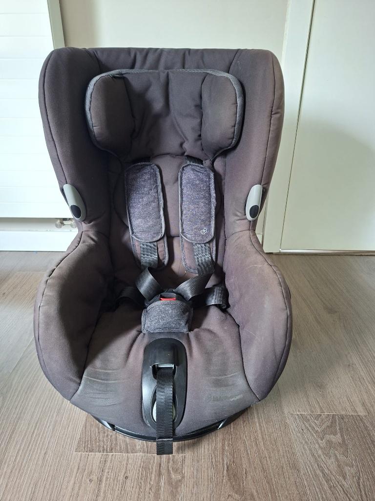 Draaibaar autostoeltje Maxi-Cosi Axiss, Ophalen, Autogordel, Zijbescherming, Zo goed als nieuw