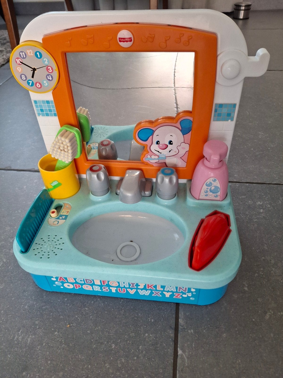Fisher Price wastafel, Ophalen