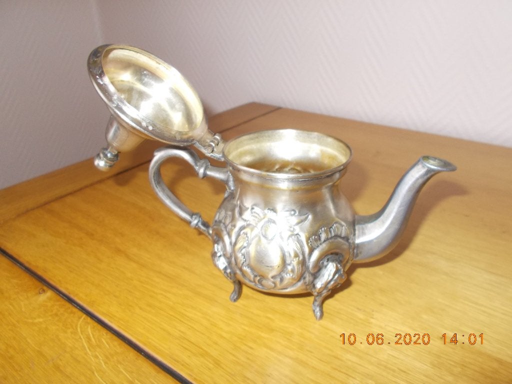 Théière en métal argenté et 2 verres., Enlèvement, Argent