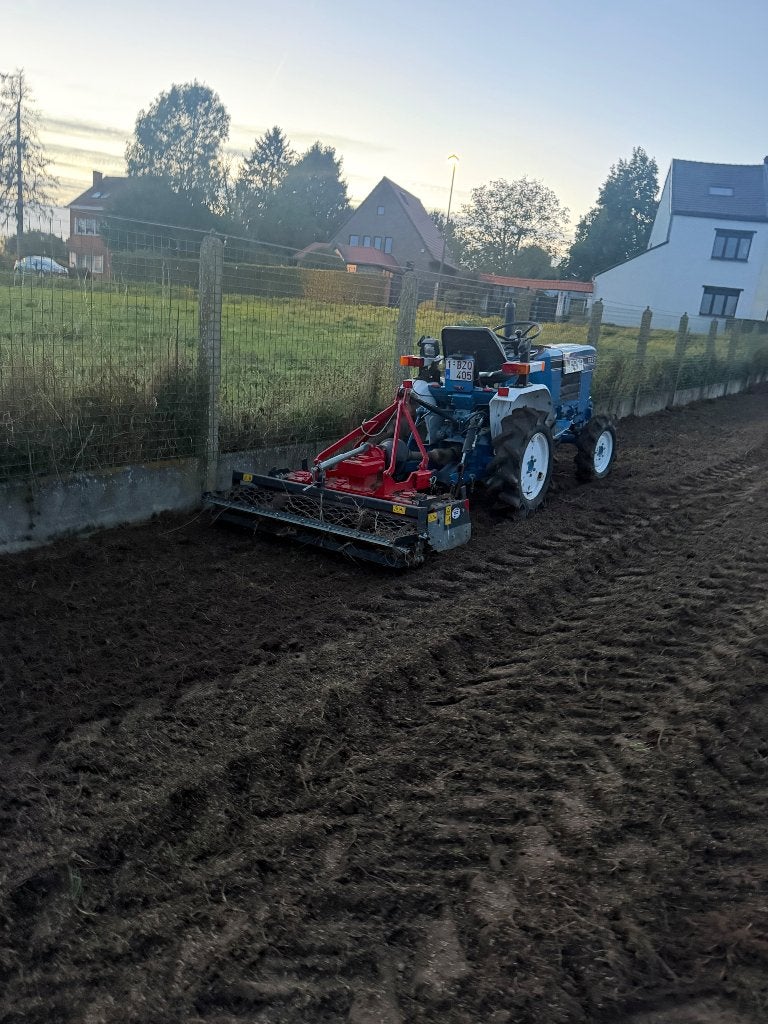 Mini-tracteur Tuinenleuckx, outils grue et chauffeur à louer, Articles professionnels, Neuf, Autres marques, Enlèvement ou Envoi