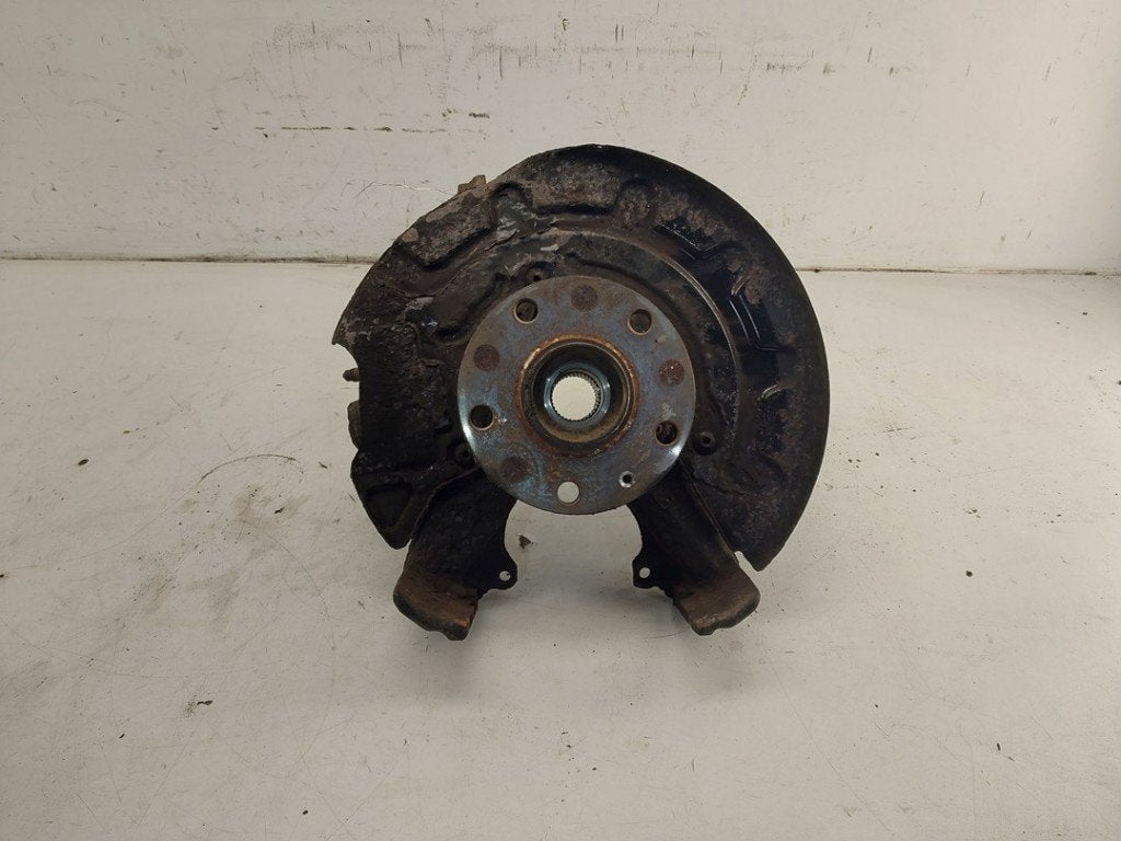FUSEE AVANT DROITE Golf VII (AUA) (|5Q0407256N|5Q0407256P|), Volkswagen, Volkswagen AG, Utilisé, Kundenbetreuung@volkswagen.de