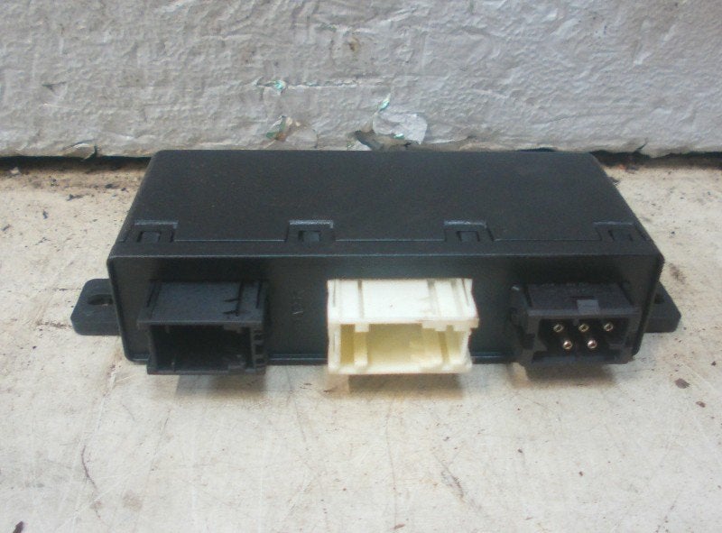 UNITE ELECTRONIQUE BMW 5 serie (E39) (61.35-6-904-255.9), Utilisé, BMW, Petuelring 130
80809  München, DE, Bayerische Motoren Werke AG