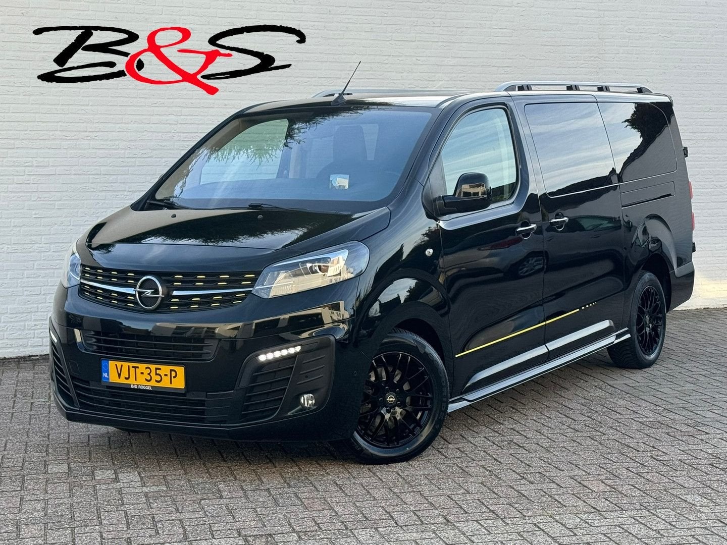 Opel Vivaro 2.0 CDTI L3H1 DC Automaat Innovation Irmscher Sp, Auto's, Automaat, Zwart, Bedrijf, 148 g/km