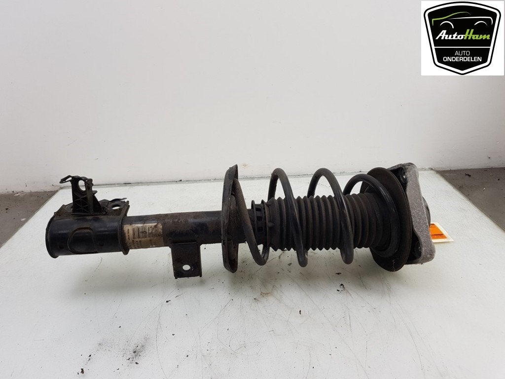 AMORTISSEUR OU ABSORBEUR DE CHOC AVANT GAUCHE A (W176), Utilisé, Mercedes-Benz