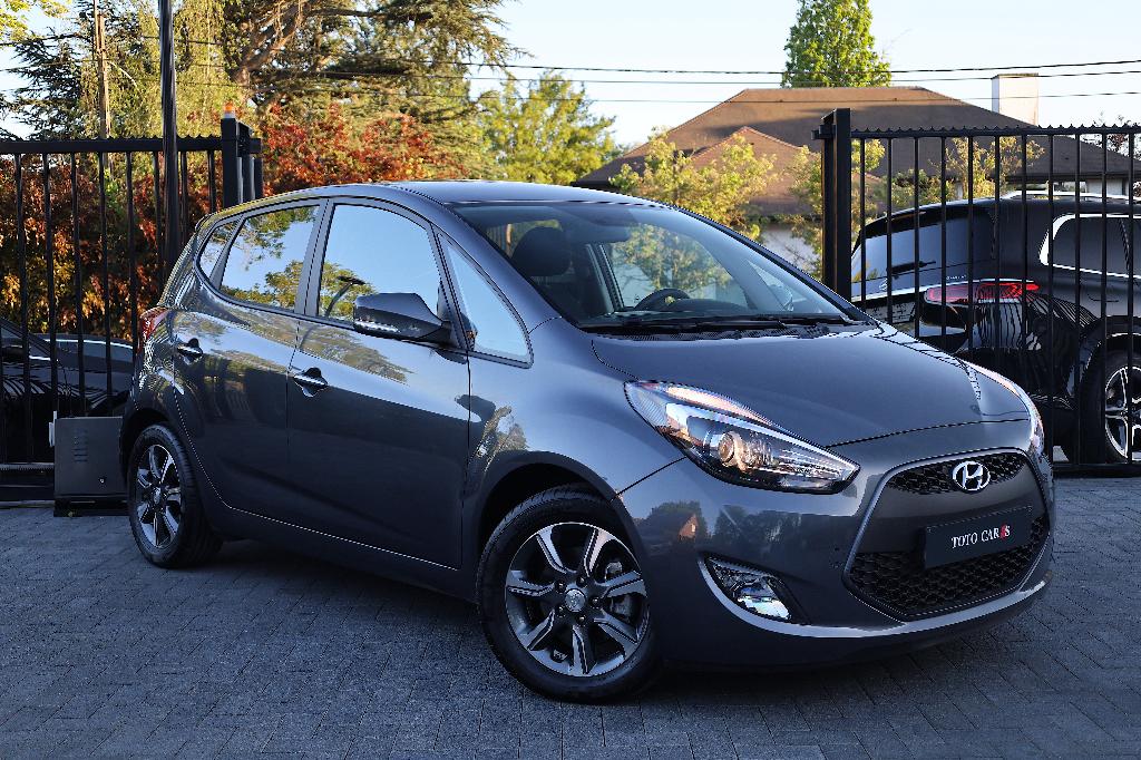 Hyundai iX20 1.6i Automaat | 8.000 km | Camera, Automaat, Stof, Bedrijf, 5 zetels