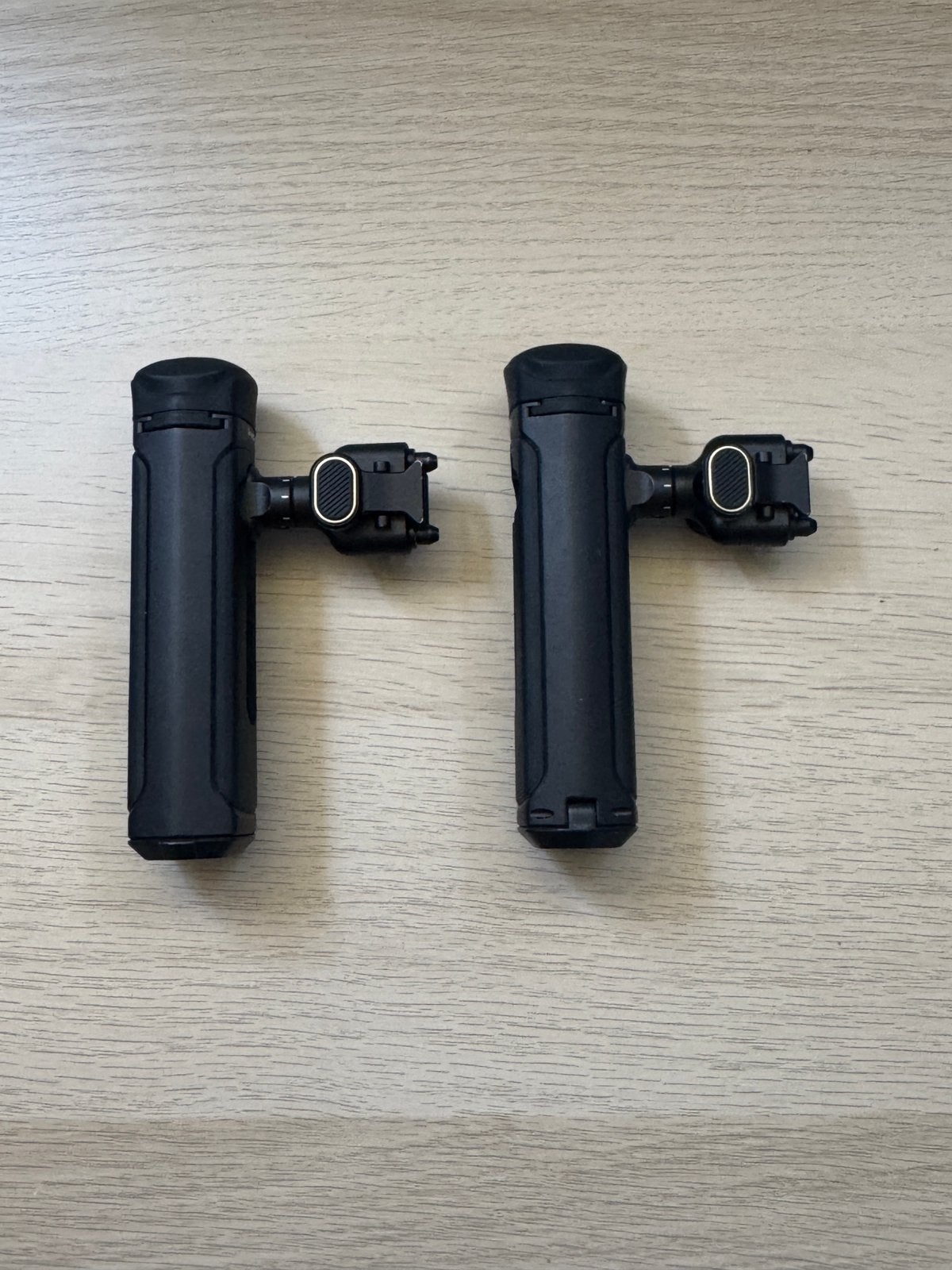 2x Smallrig Side Handle voor Iphone Cage, Avec poignée, Comme neuf, Enlèvement, Autres types