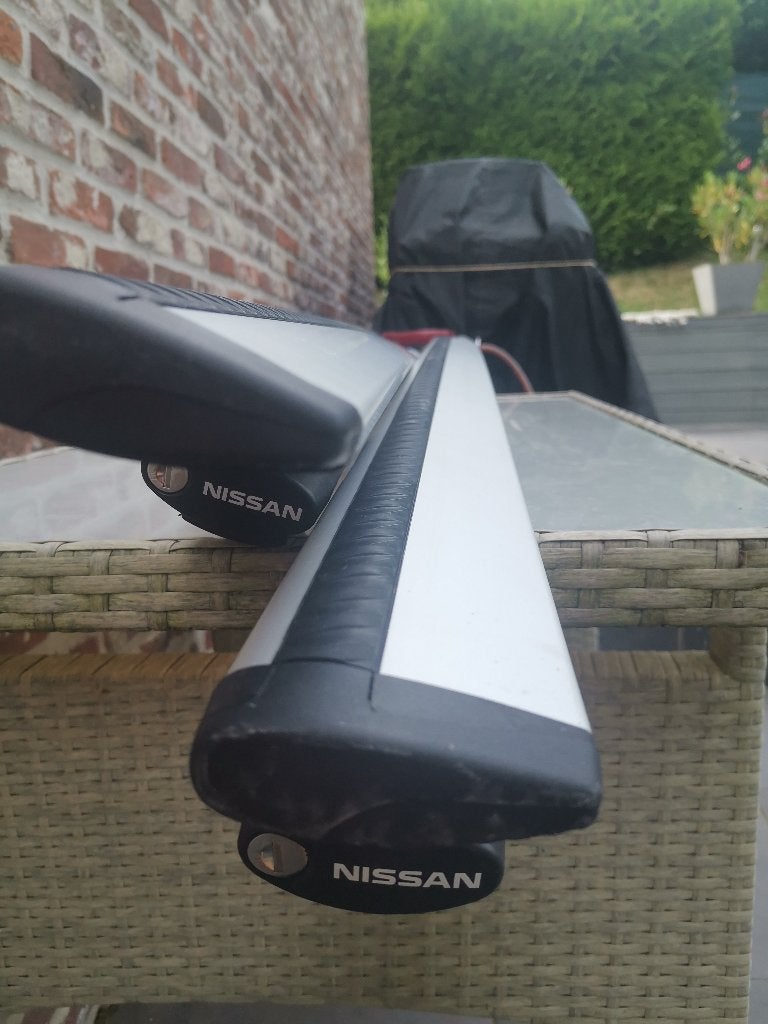 barres de toit Nissan Navara, Enlèvement, Utilisé