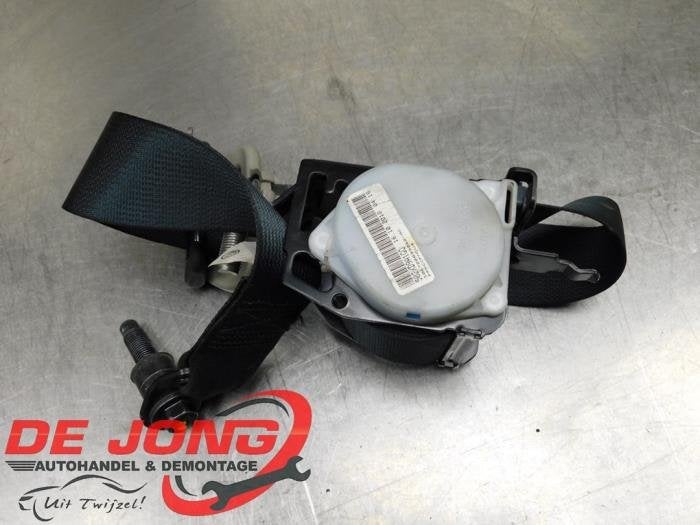 Ceinture de sécurité arrière gauche d'un Nissan Navara, -, 3 mois de garantie, Utilisé, -