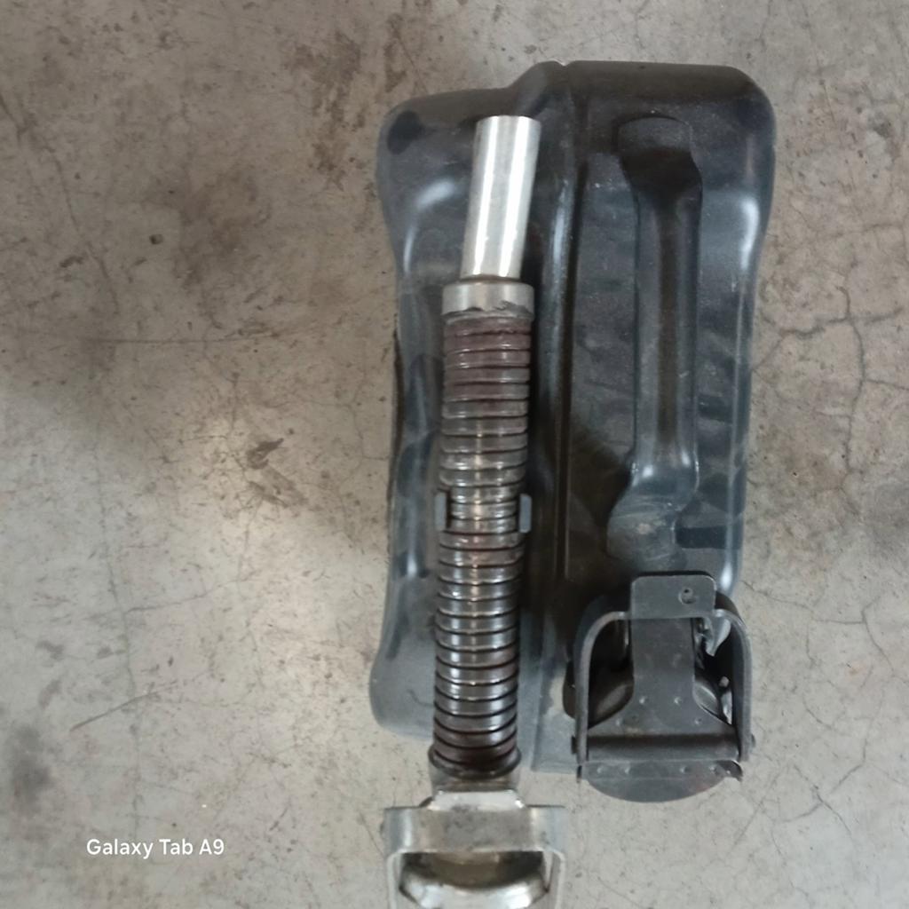 Belino réservoir à carburant, Ophalen