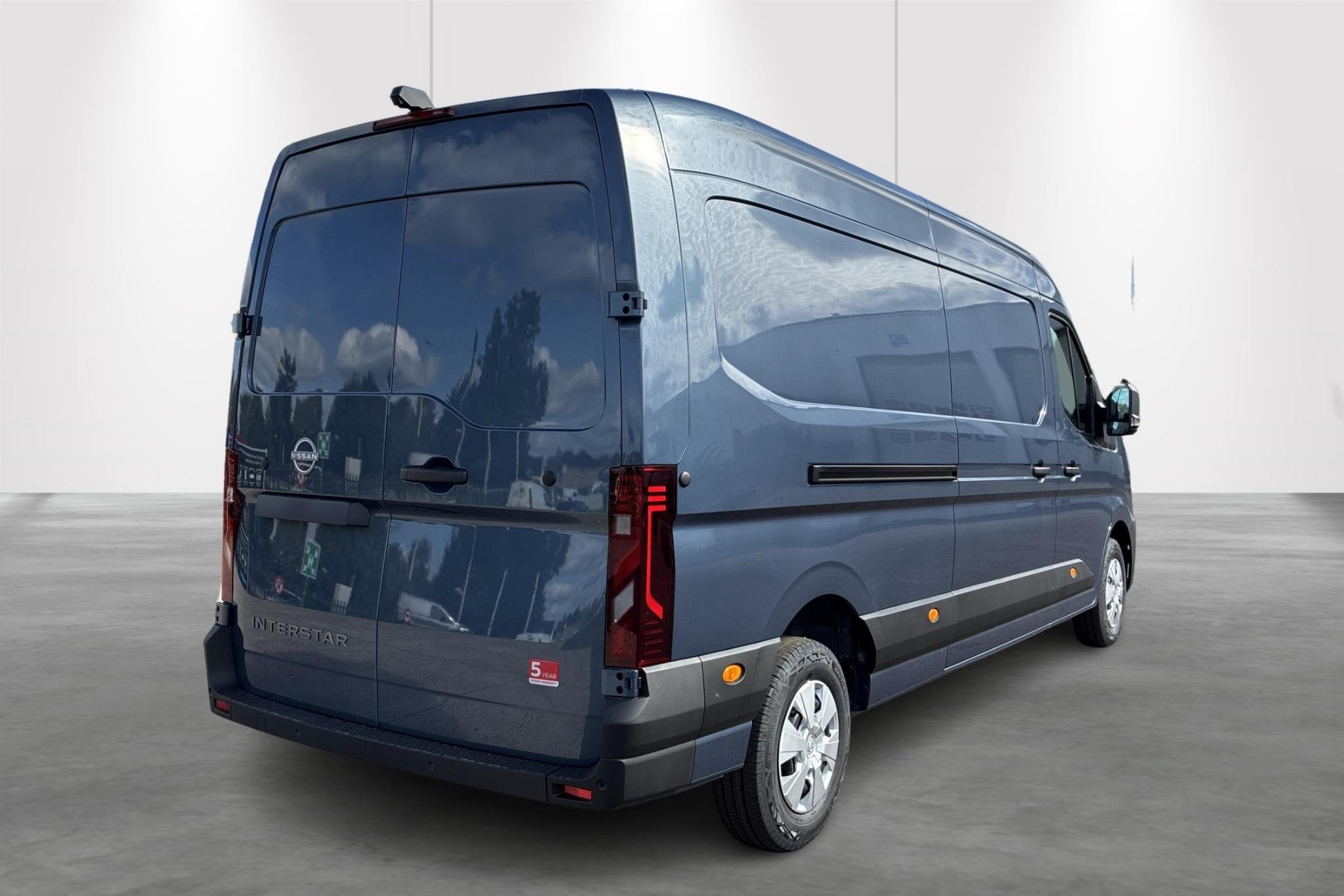 Nissan Interstar L3H2 3.5T 2,0 dCi 150 N-Connecta Nieuwe wag, Auto's, Voorwielaandrijving, Stof, 110 kW, 4 cilinders