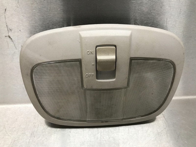 PLAFONNIER ARRIÈRE SsangYong Rexton (|8372008000|), Autos : Pièces & Accessoires, Éclairage, SsangYong, Utilisé