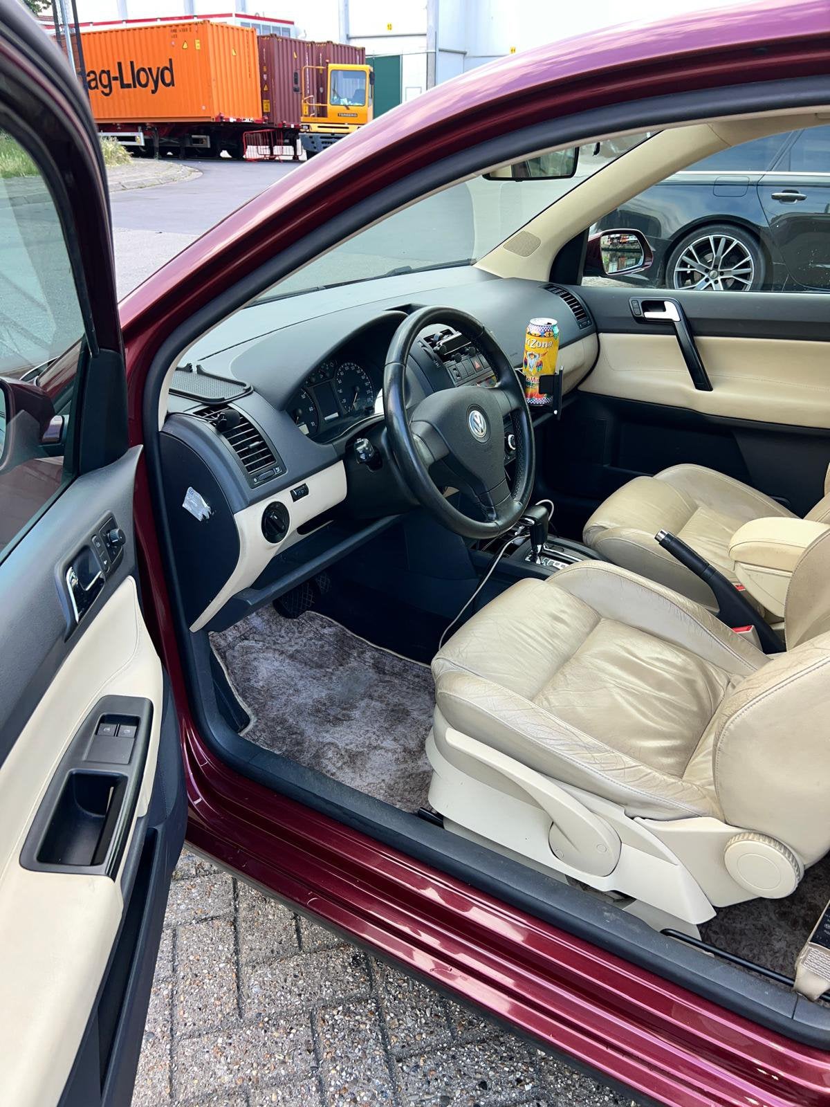 Polo 9n3 automatique ! Approuvé, Autos, Achat, Carnet d'entretien, Automatique, Particulier