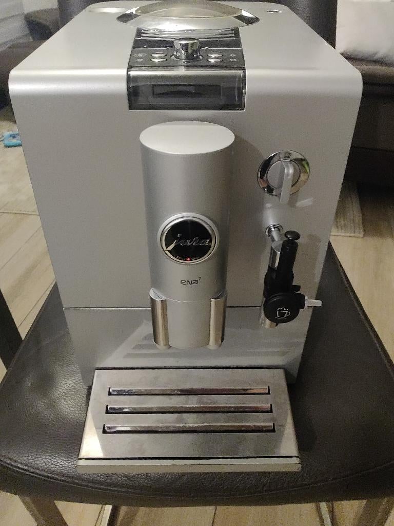 Prachtige Jura ENA 7, Ophalen, Afneembaar waterreservoir, Espresso apparaat, Zo goed als nieuw