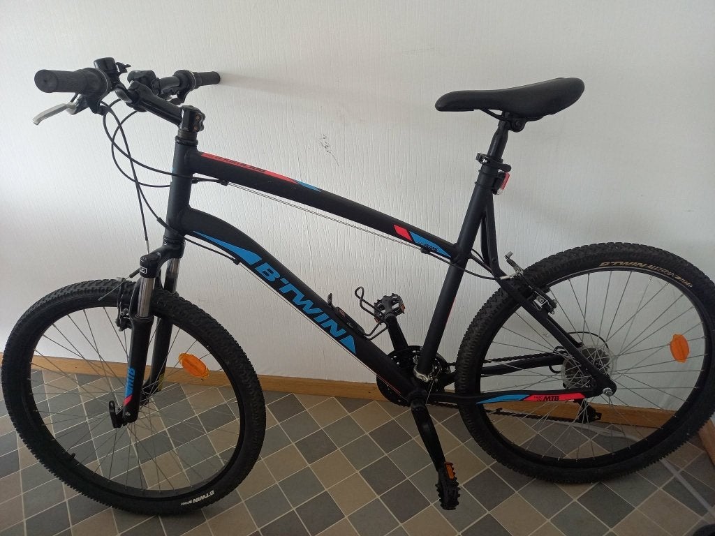 Vélo  26 pouce, Frein sur jante, Comme neuf, Enlèvement, Plus de 20 vitesses