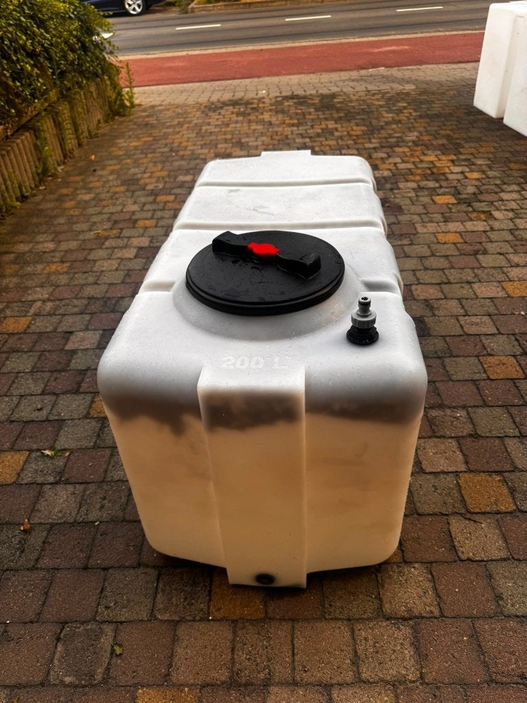 Watertank 200 liter kunststof, 150 liter of meer, Ophalen, Gebruikt, Kunststof