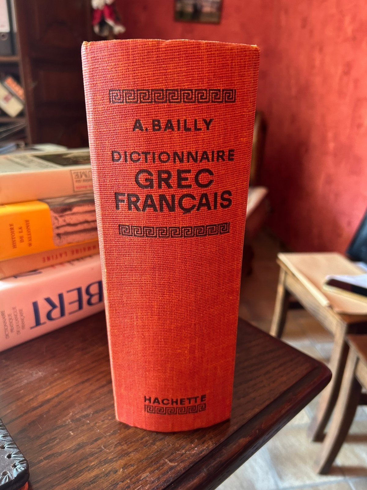 Dictionnaire grec francais   A.bailly. Collection hachette, Enlèvement, Comme neuf, Français