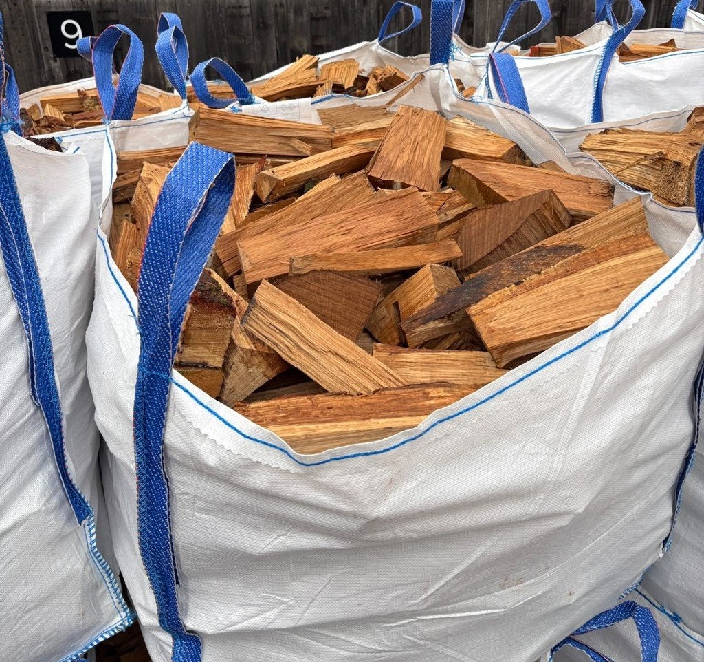 Bois de chauffage (clivé), 3 à 6 m³, Enlèvement ou Envoi, Chêne, Bûches