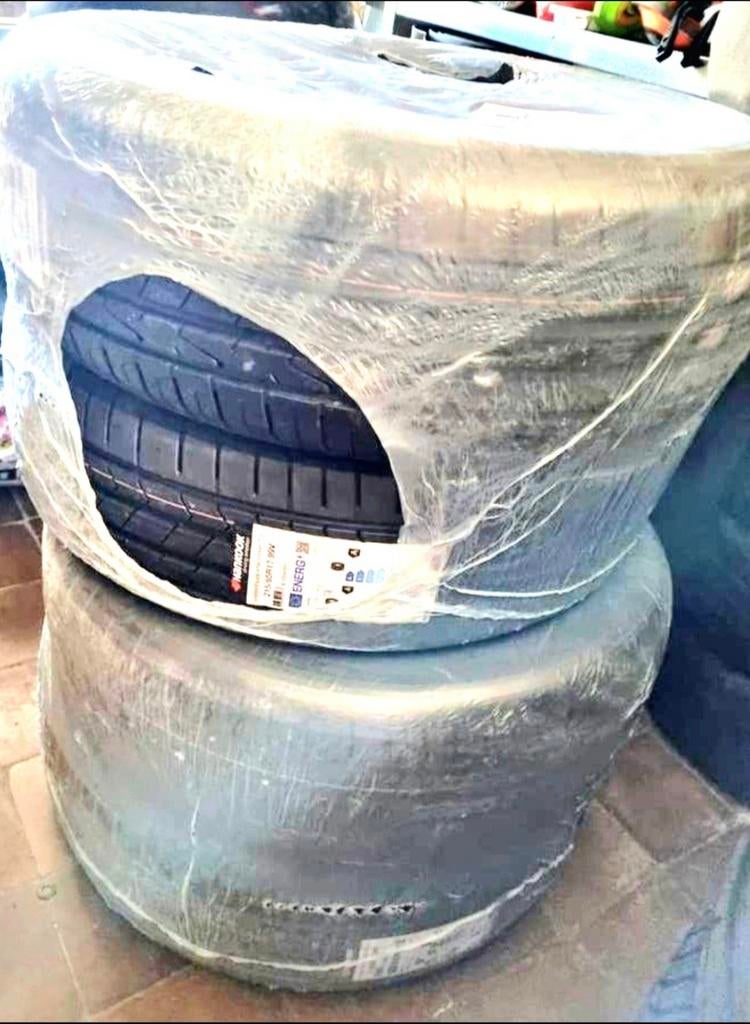 4 Pneus HANKOOK ÉTÉ 215 /65 R17 99v NEUF, Enlèvement
