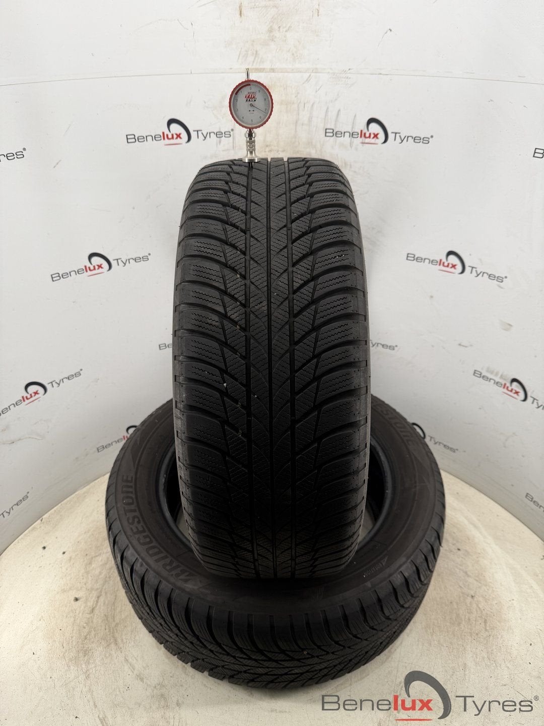 snow 215/55R17 94V Bridgestone 215/55 R17 215/55/17 2155517, Auto-onderdelen, Banden en Velgen, -, -, 17 inch, Band(en)